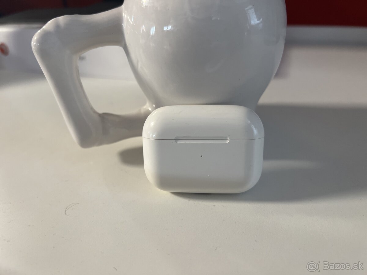 Apple AirPods Pro 1. generacia