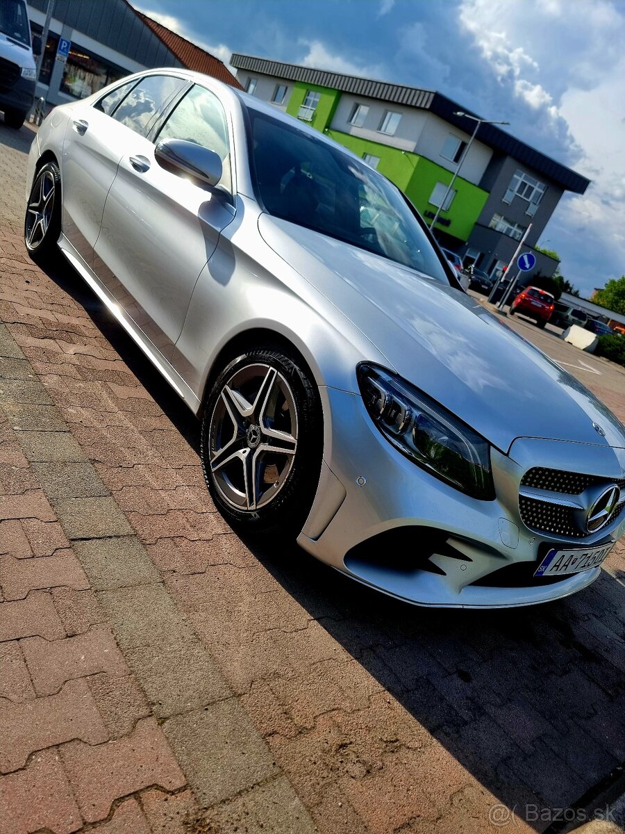 Mercedes-Benz C200 AMG