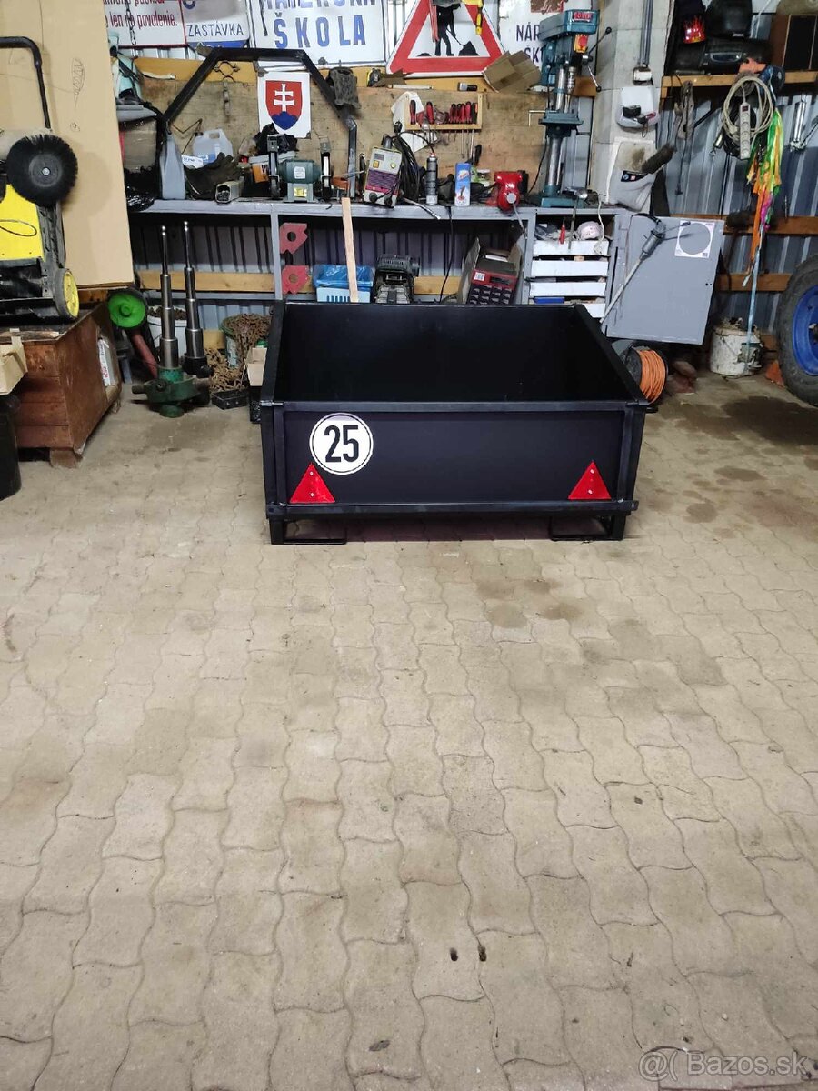 Bedna za malotraktor.