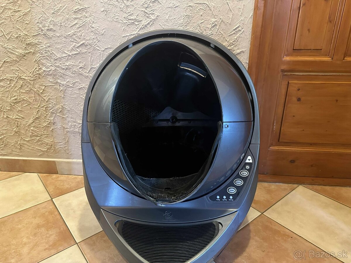 Automatický samočistiaci záchod pre mačky Litter Robot III