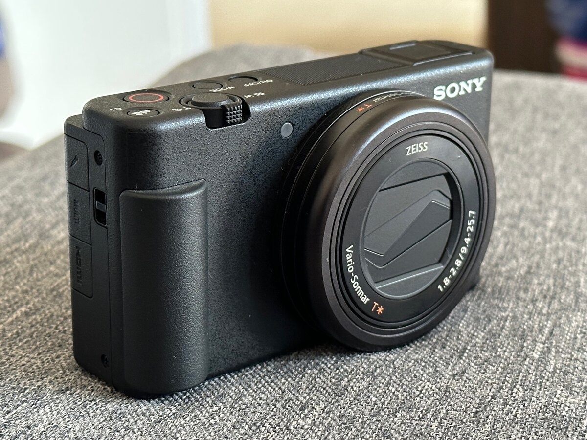 Sony ZV-1 + stabilizátor Zhiyun Crane M2