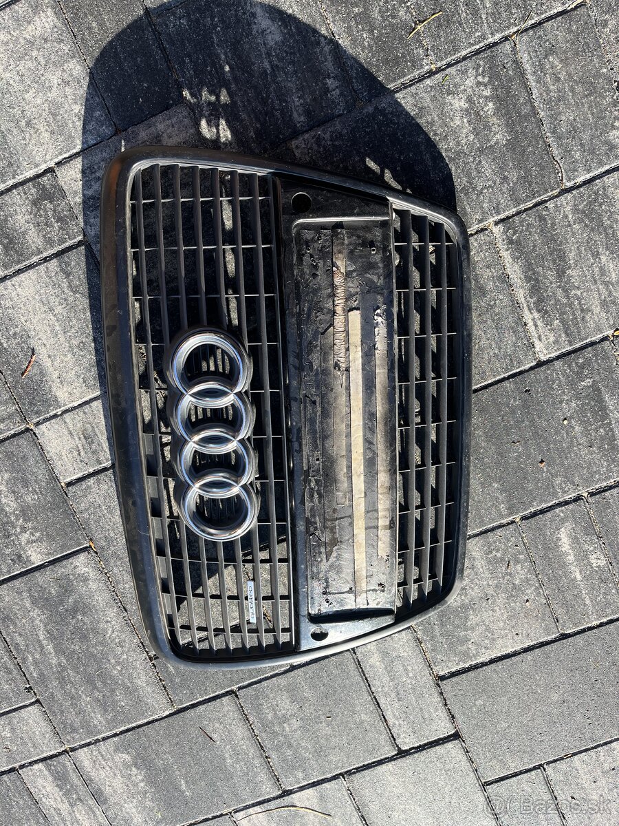 Audi a6 c6 4f maska