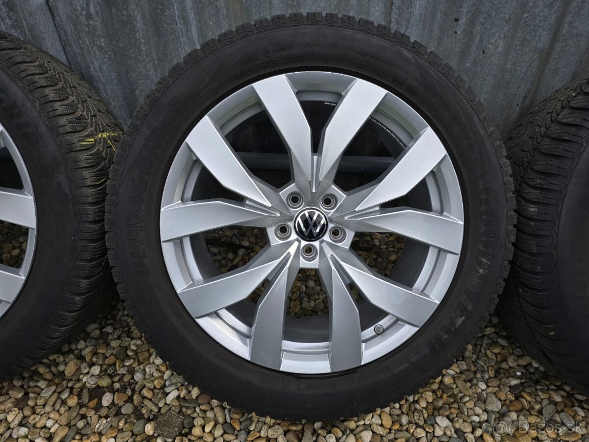 VW Montero 5x112 R20 Touareg 285/45 R20