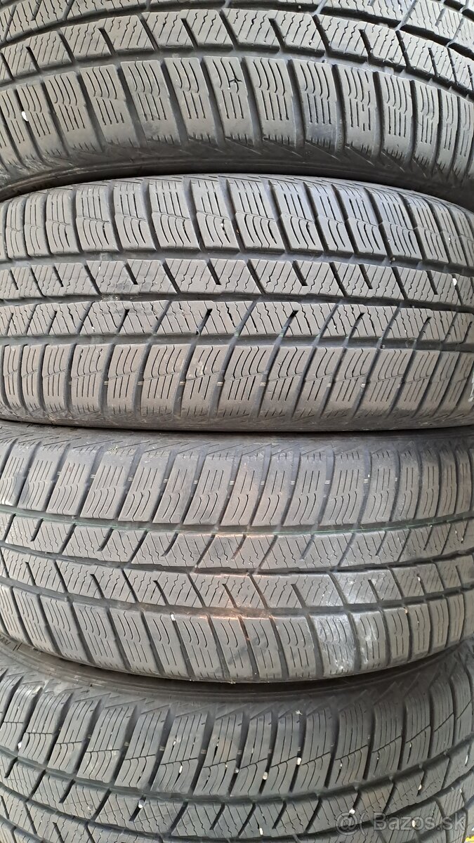 Predám 4ks jazdené zimné 205/60r16-96H Barum