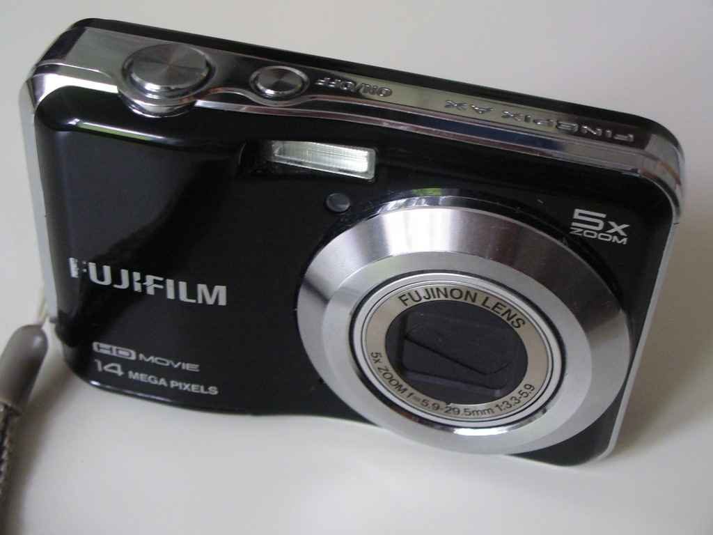 Fujifilm FinePix AX600 Black 14MP,5x zoom,33-165 mm,2,7"