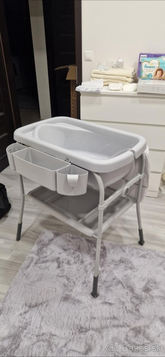 Vanička s prebaľovacím pultom Chicco