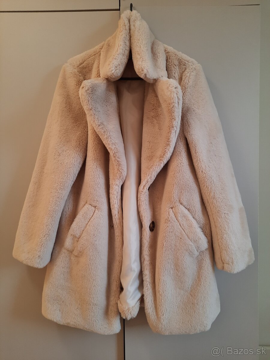 Kabát, veľkosť 40