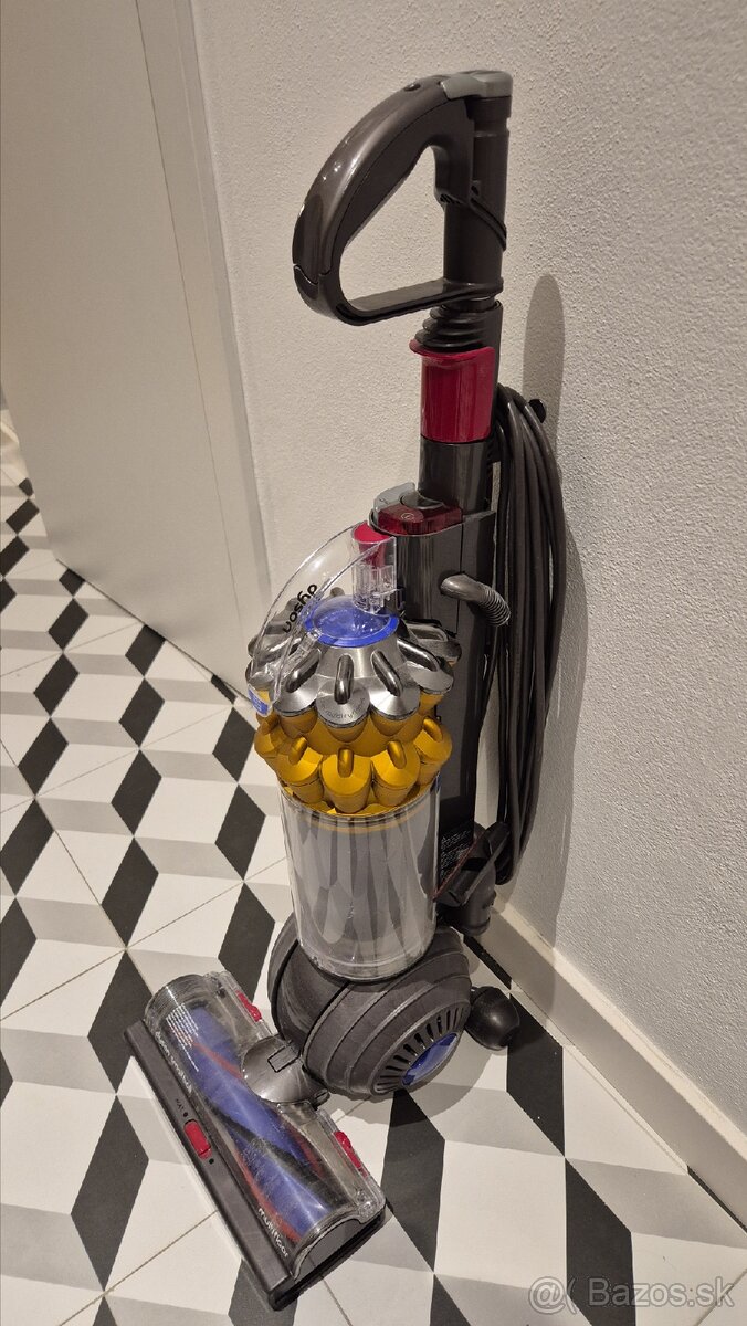 Predám vysávač Dyson Small Ball Multifloor