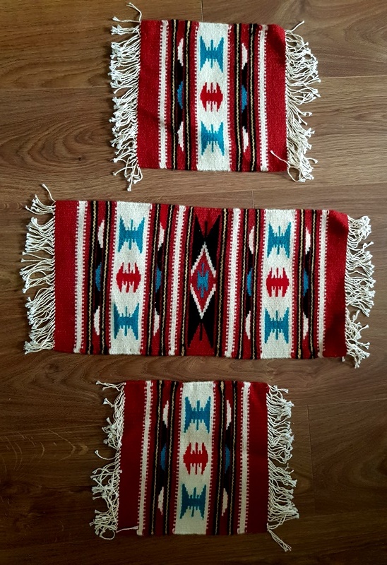 Tkané vlnené prestieranie CHIMAYO, behúne, čipky,...