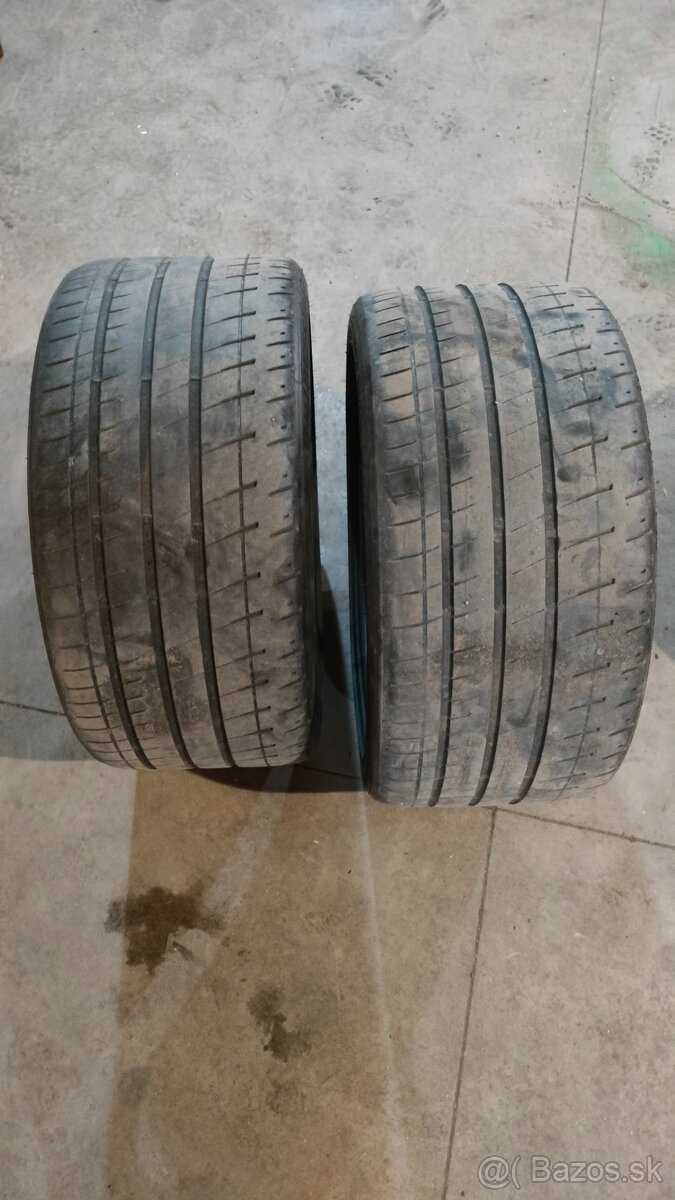 Predám 2ks letných pneu 295/35 R20 a 2ks 255/40 r20