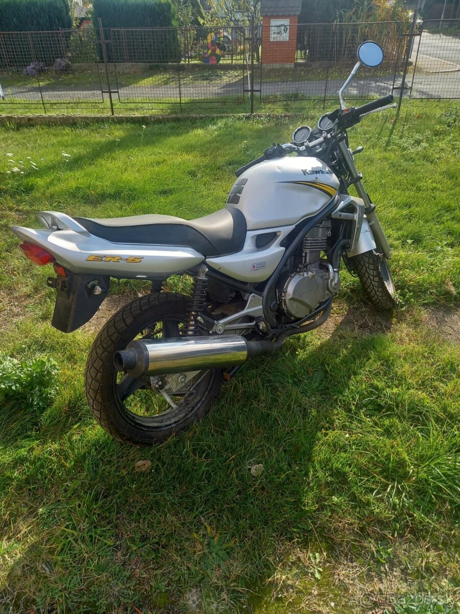 Kawasaki ER5 díly 2003