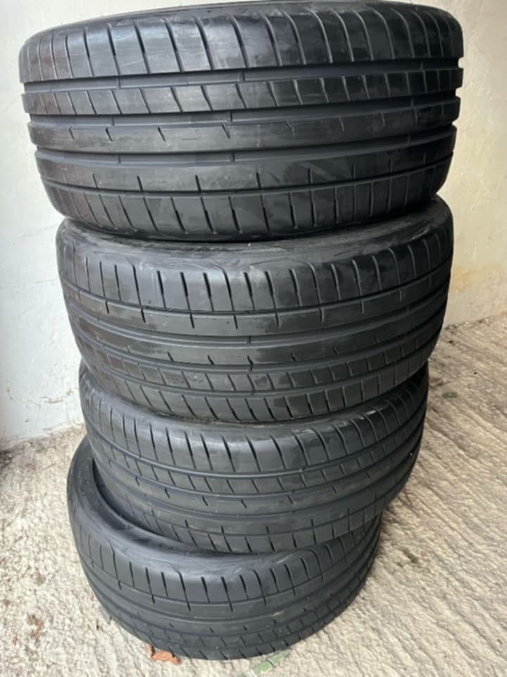 Predám letné pneumatiky 225/40ZR18 (92Y) Eagle F1 Supersport