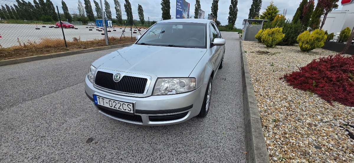 Škoda Superb