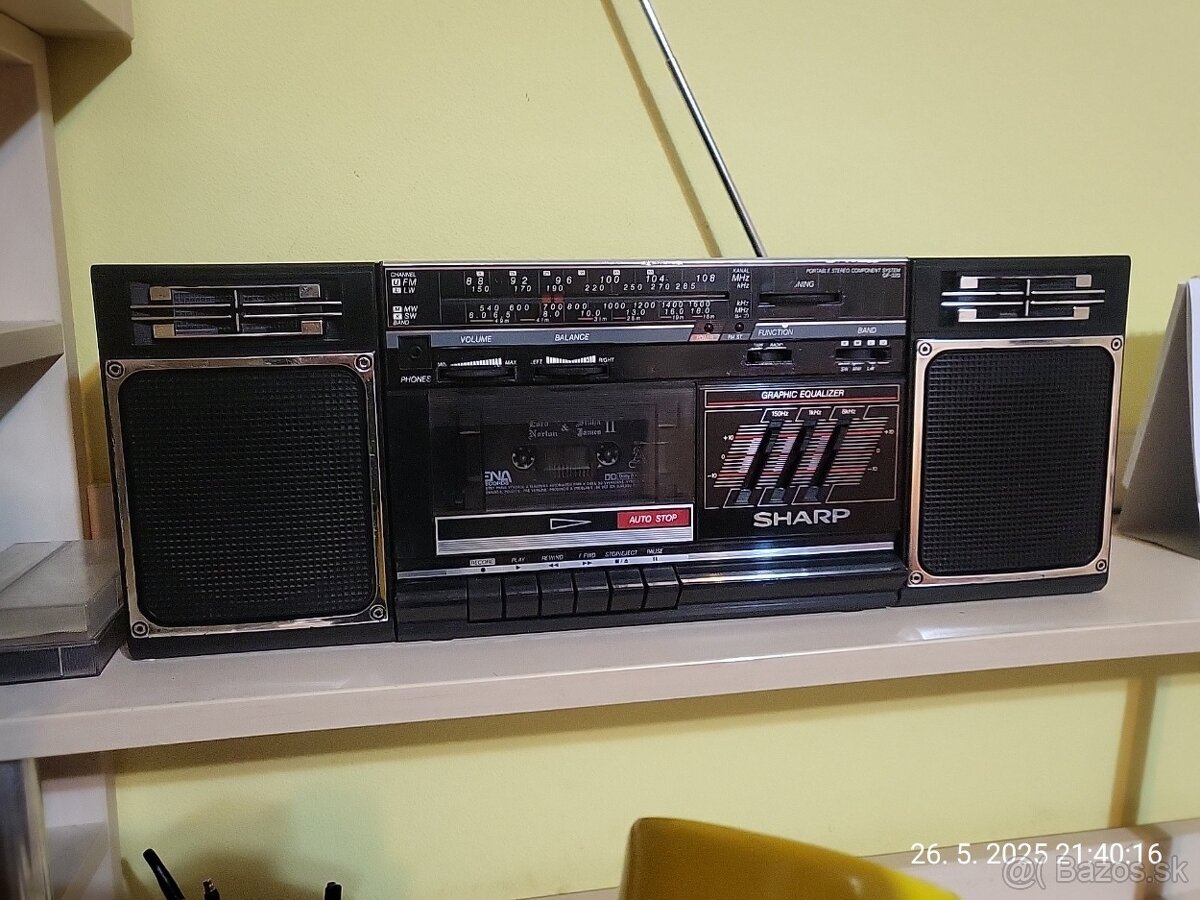 Sharp stereo radiomagnetofon