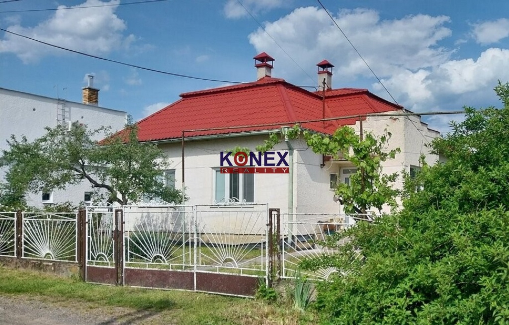 Rodinný dom k nasťahovaniu SOBRANCE - časť KOMÁROVCE