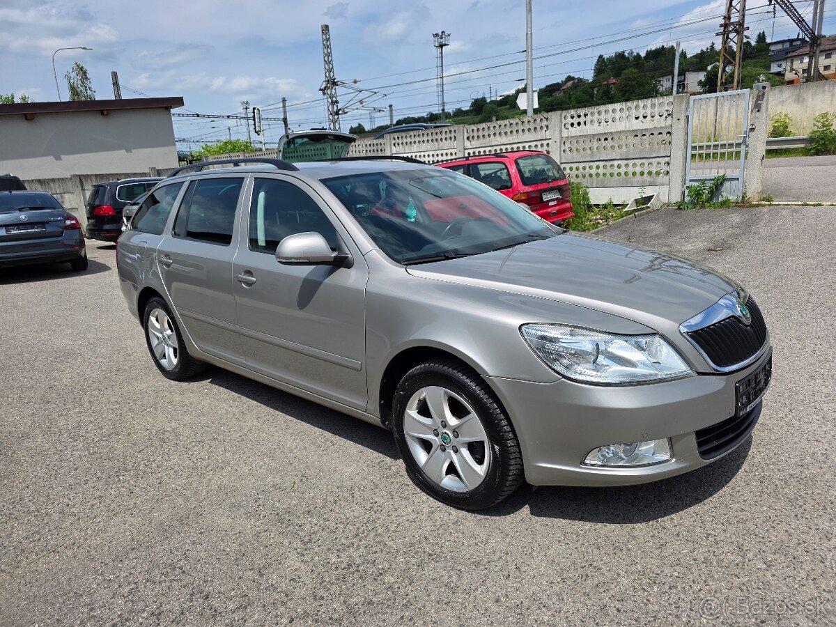 OCTAVIA COMBI 1.6 CRTDI 77KW ELEGANCE
