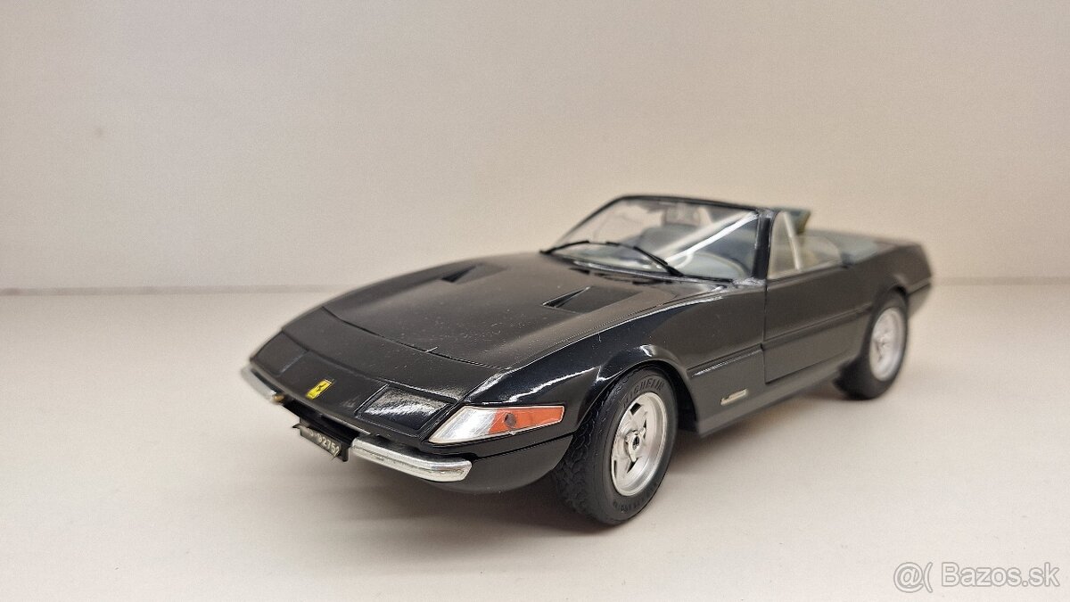 1:18 FERRARI GTB/4 CABRIO