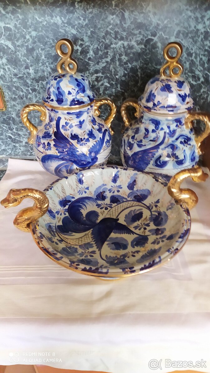 Porcelánová váza , dóza s poklopom