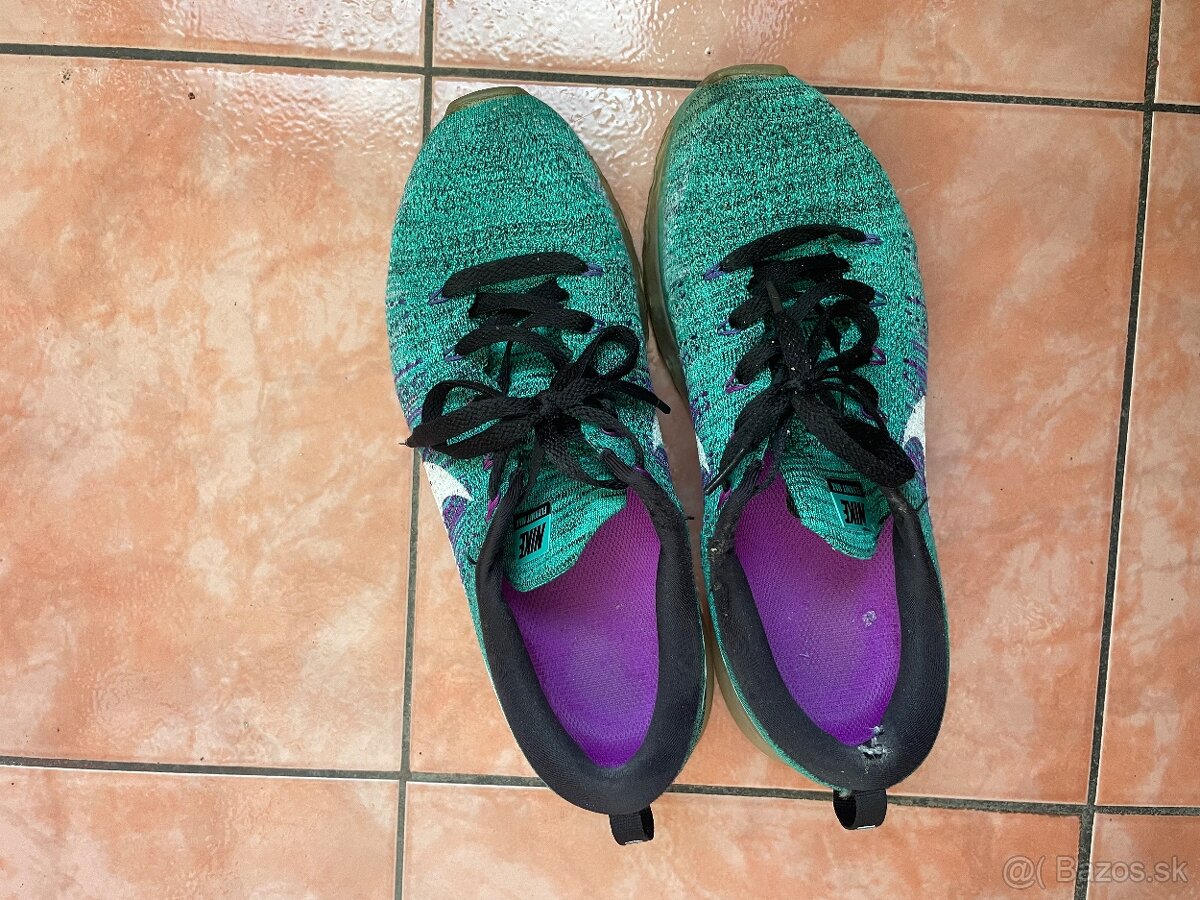 Nike botasky
