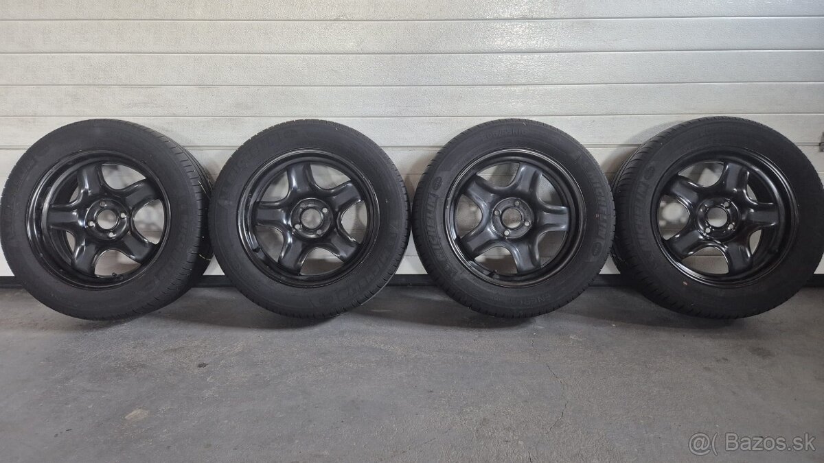 Plechové disky 4x100 r16 ET37 Dacia/Renault