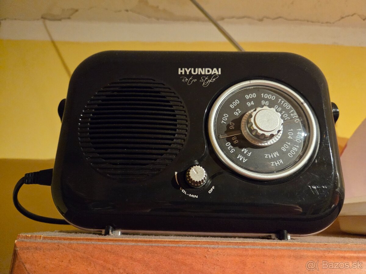 retro radio lacno predam