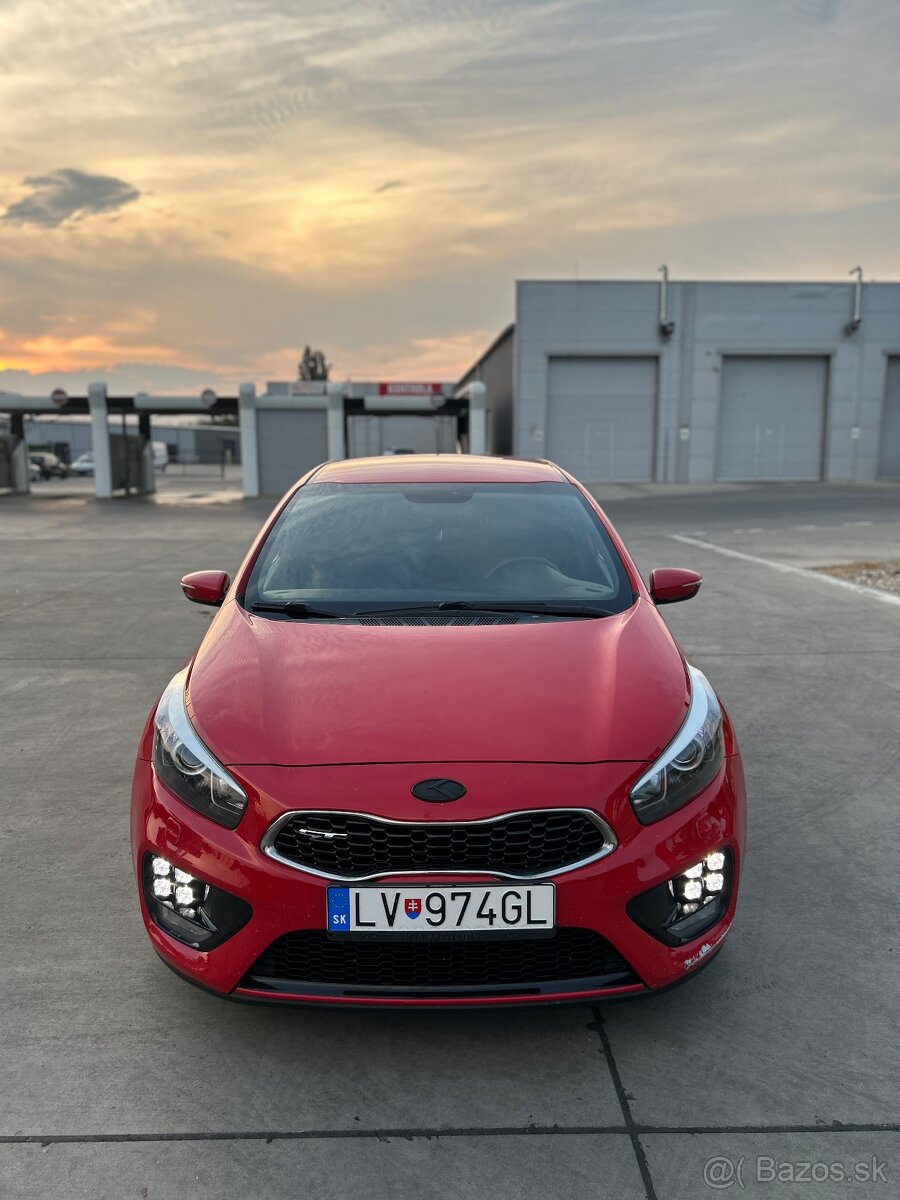 KIA Ceed GT