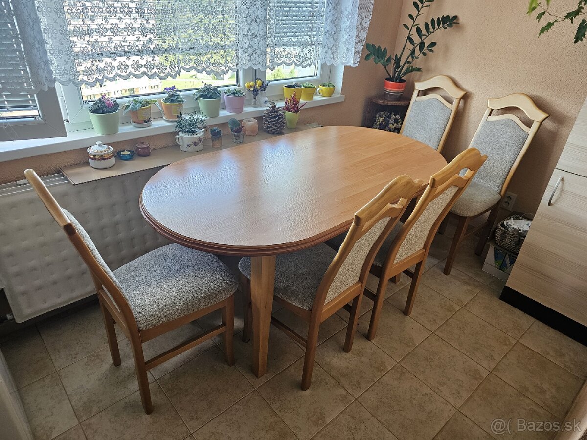 PREDAM ROZKLADACÍ KUCHYNSKÝ STÔL