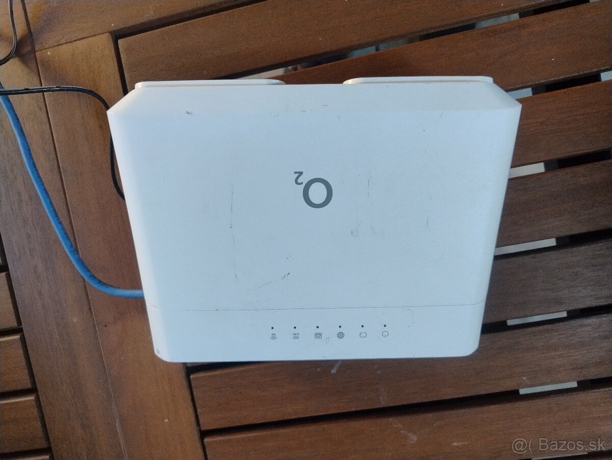 ZYXEL Antena + router 5 G = set od O2