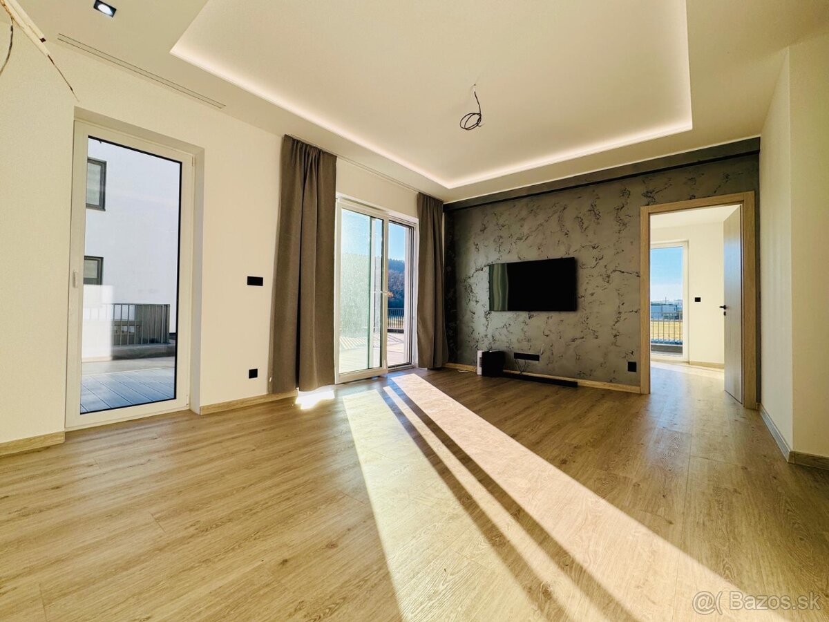 Na predaj moderný 3i byt s veľkou záhradou v novostavbe, BJ