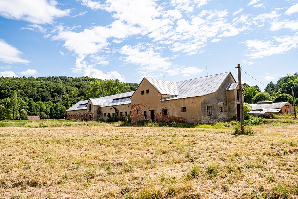 POĽNOHOSPODÁRSKA BUDOVA V OBCI CIGLA
