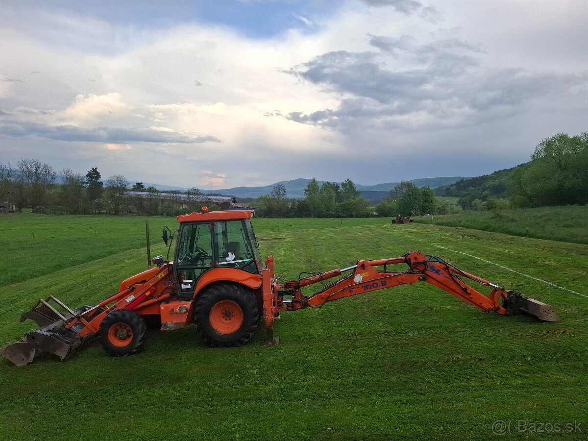 Traktobager Fiat Kobelko FB 100.2