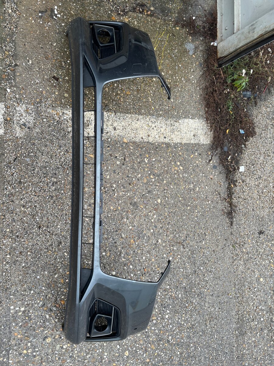 Nárazník(mriežka)Audi a5 f5 2017-2019