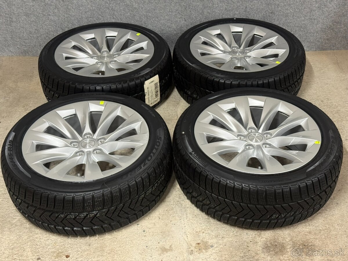 TESLA MODEL S R19 8J ET40