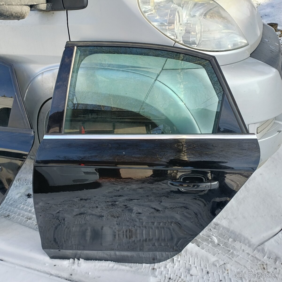 Audi a4 b8 lave zadne dvere sedan