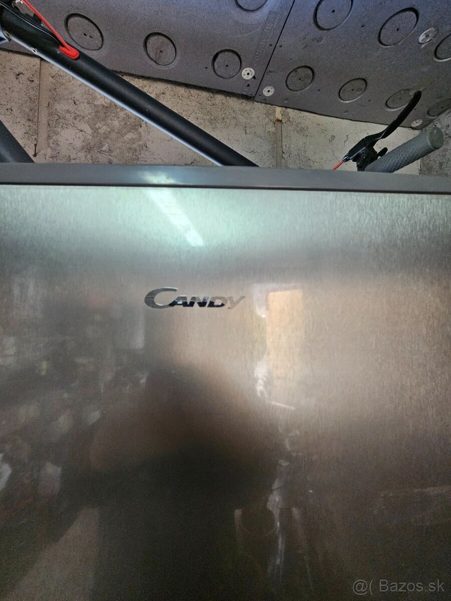 Chladnička s mrazakom