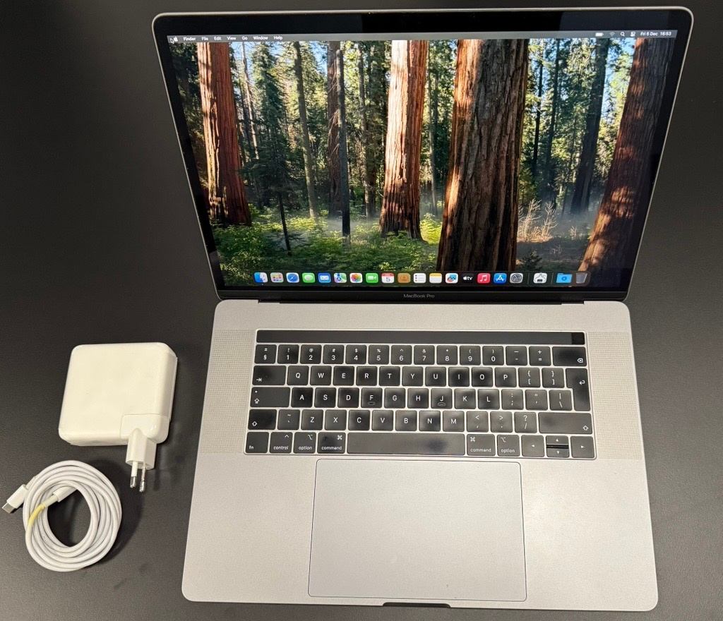 MacBook Pro 15" | 2018 | Space Gray | TouchBar | 16GB/512GB
