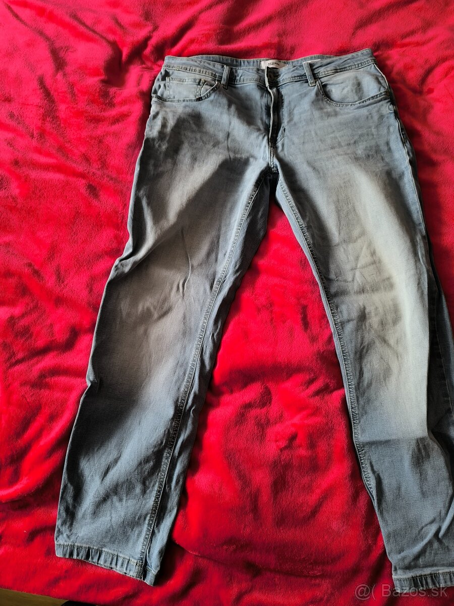 Rifle Reserved (34, 32)