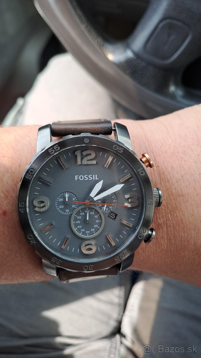 Predám hodinky Fosil