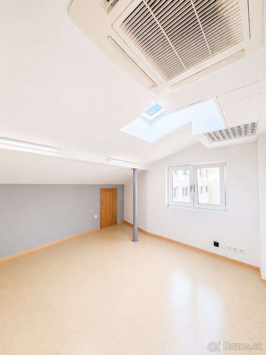 Ambulancia / zdravotnícky priestor 75 m² Nitra centrum – Špi