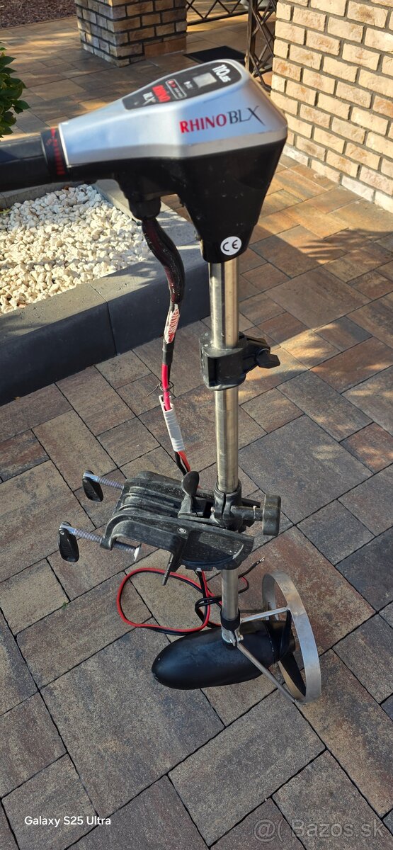 Rhino BLX 24 V - 110 LBS