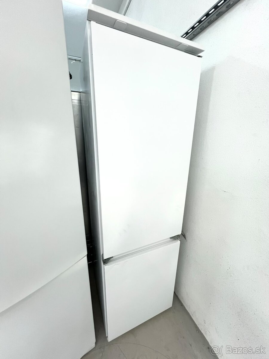Predám chladničku Whirlpool 177cm