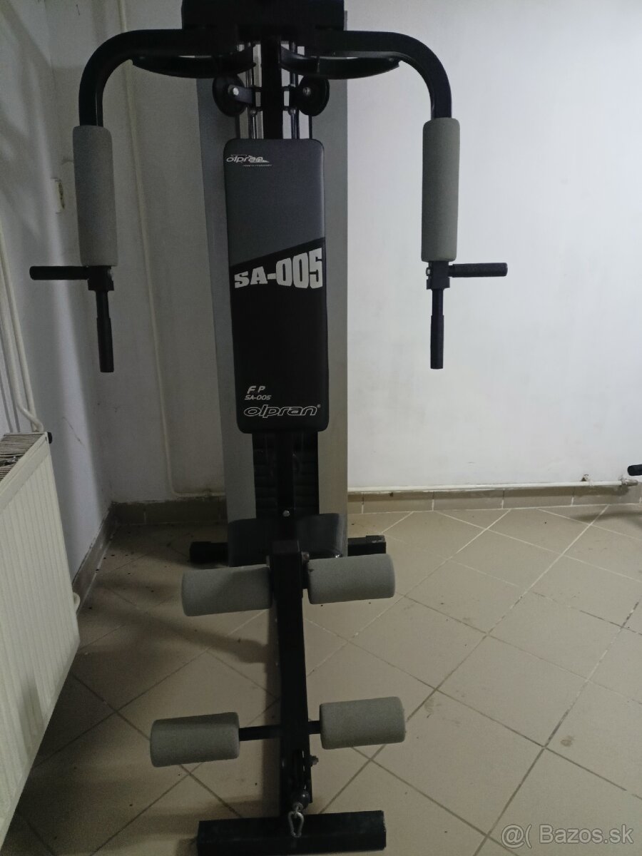 Posilovacia veža s 45 kg závažim