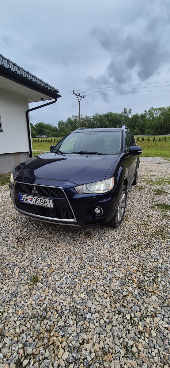 Mitsubishi outlander