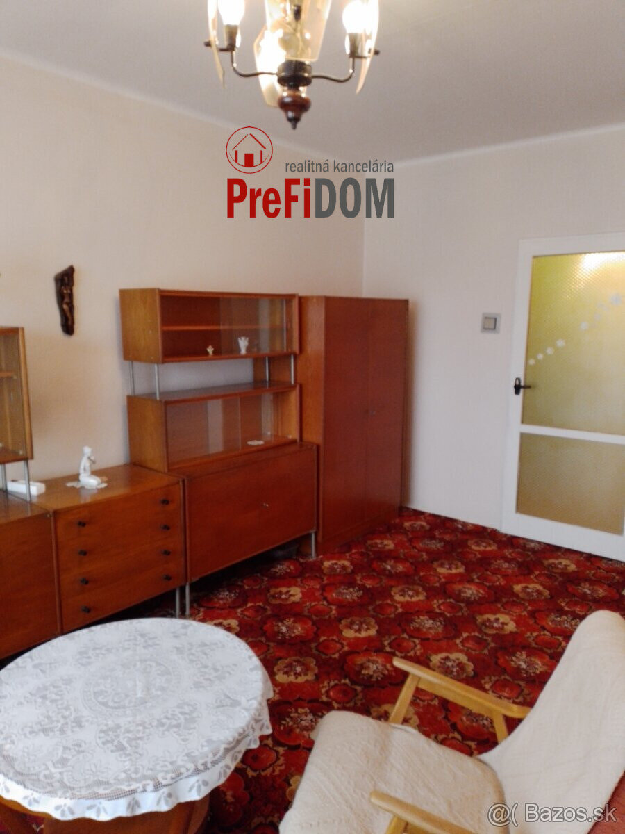 Predaj 3 izbový byt v meste Štúrovo s BALKÓNOM.