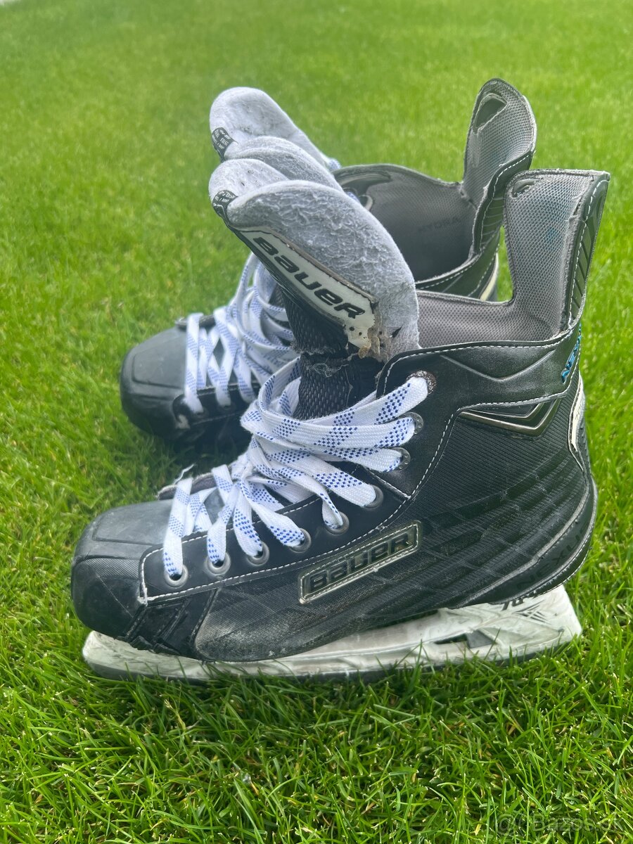 Hokejove korcule Bauer NEXUS 7000 vel. 44.5