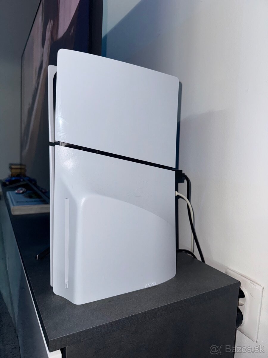 Playstation 5 Slim s Mechanikou 1TB + SPIDER MAN 2