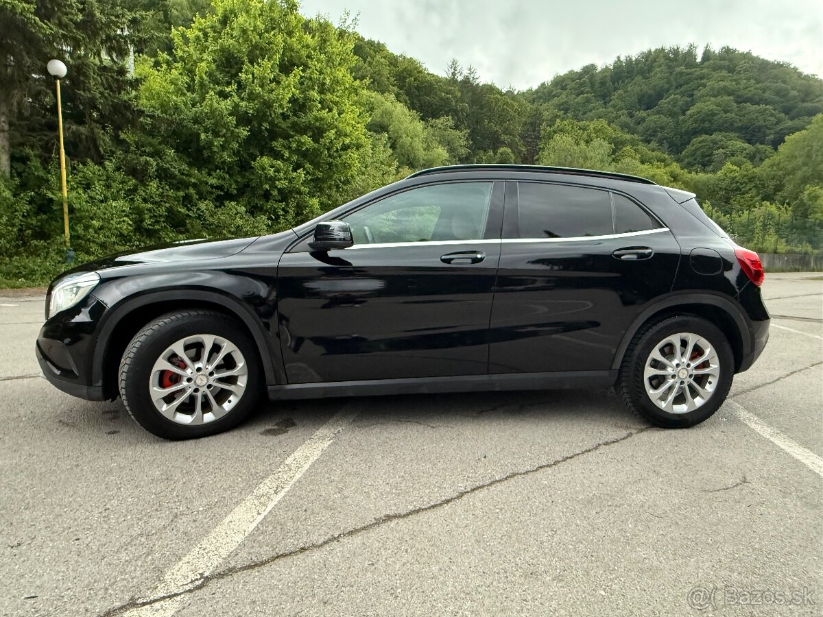 Mercedes Benz GLA 200d