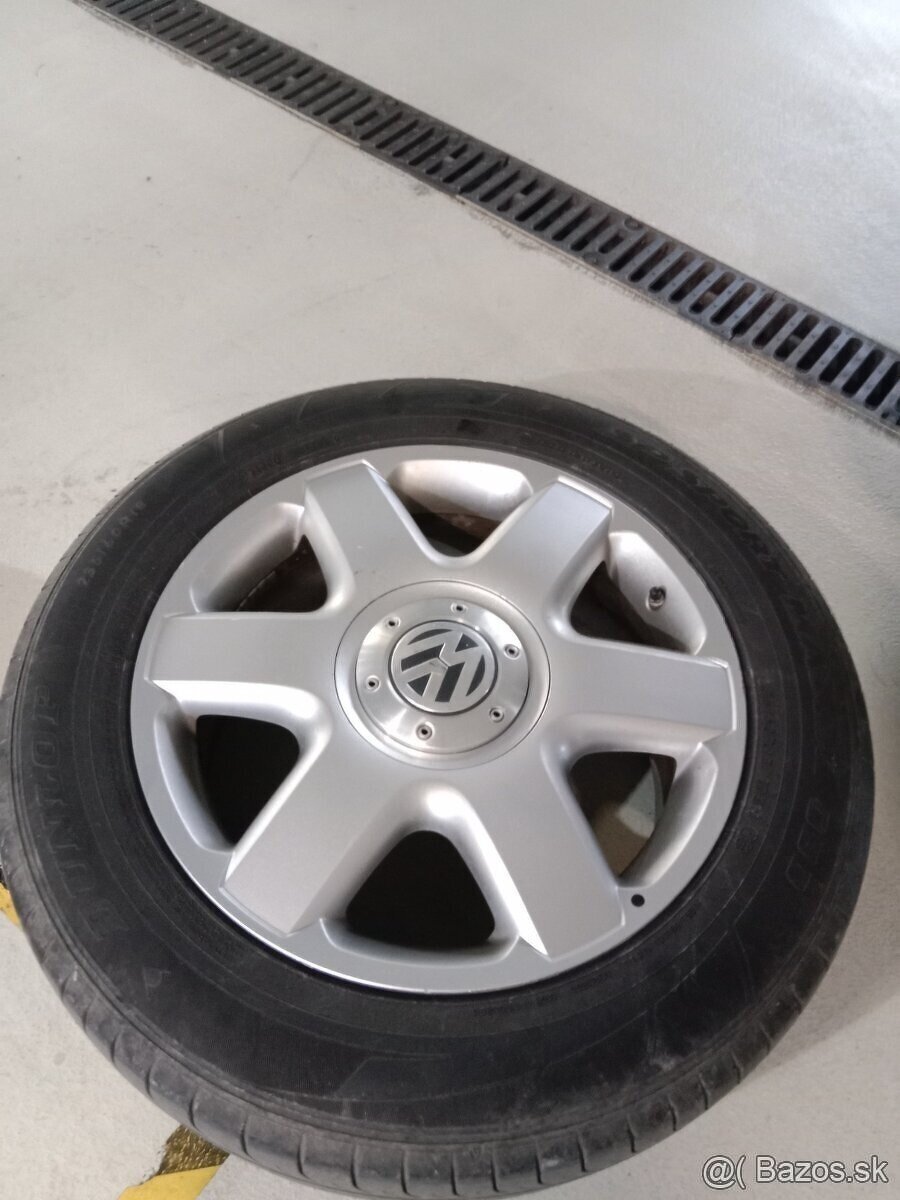Predám 4x letné pneu na Elektronoch R18