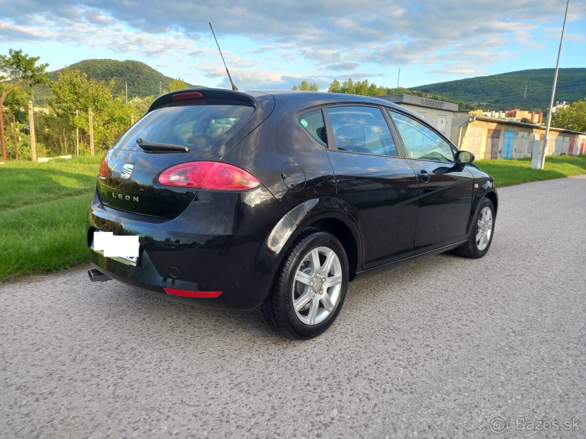 Seat Leon 1.4i 16V iba 88 tisíc km originál Champion