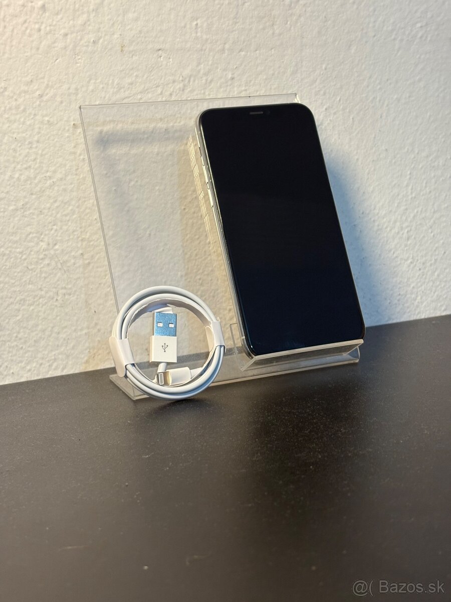 Predám Apple iPhone 11 PRO 64GB Silver Stsv Nového Telefónu
